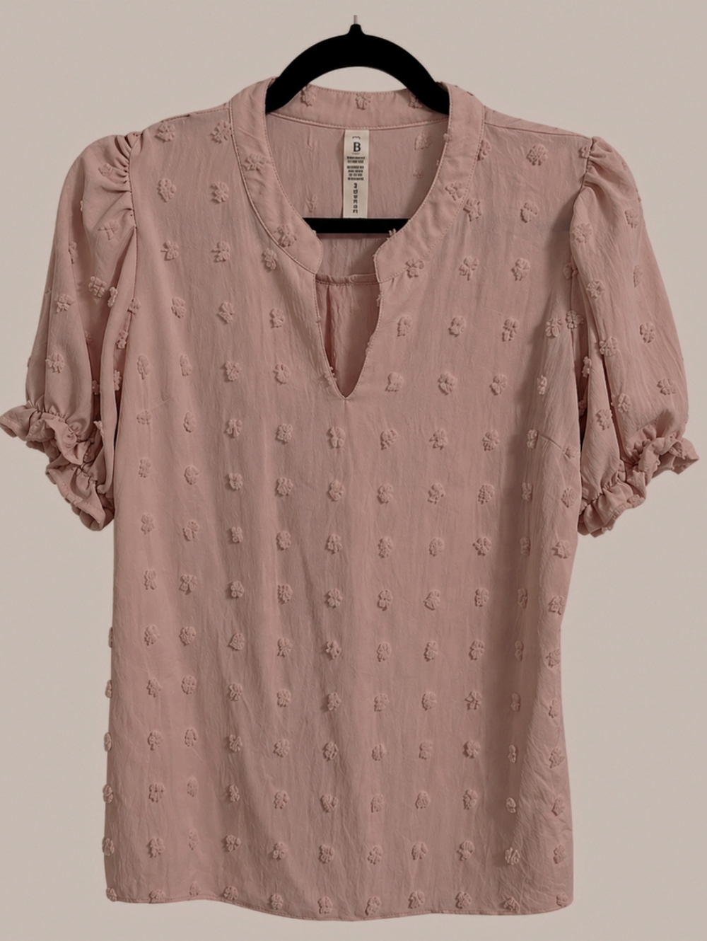 Textured Puff-Sleeve Blouse in Dusty Rose | Mauve Crinkle Swiss Dot Top - M